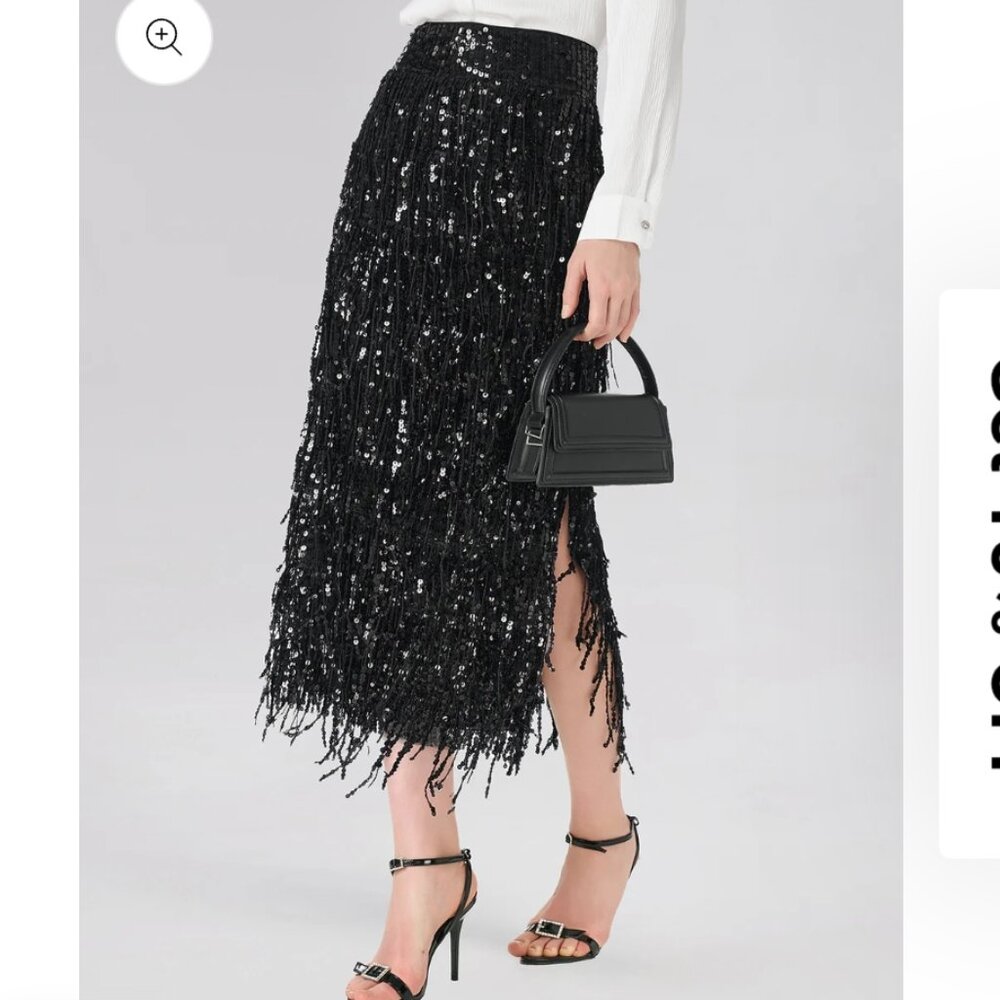 Black skirt